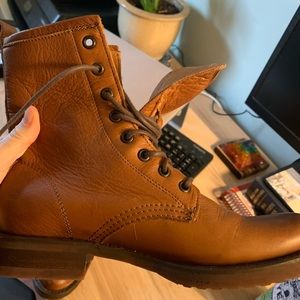 Frye Veronica combat boot